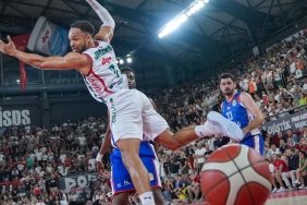 anadolu-efes-pinar-karsiyakayi-maglup-ederek-finale-yukseldi-Np1sUu4I.jpg