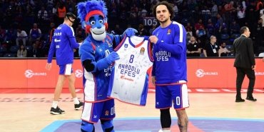 anadolu-efes-spor-kulubu-euroleague-devotion-pazarlama-odullerinde-finalde-R8LPim16.jpg