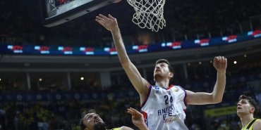 anadolu-efes-vs-fenerbahce-beko-maci-detaylari-1qc13tJM.jpg