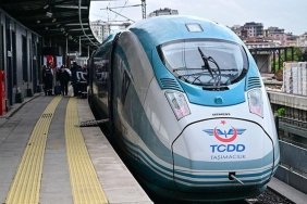 ankara-sivas-yuksek-hizli-tren-hattinda-gecikmeler-ve-guvenlik-sorunlari-QdrRGEjp.jpg