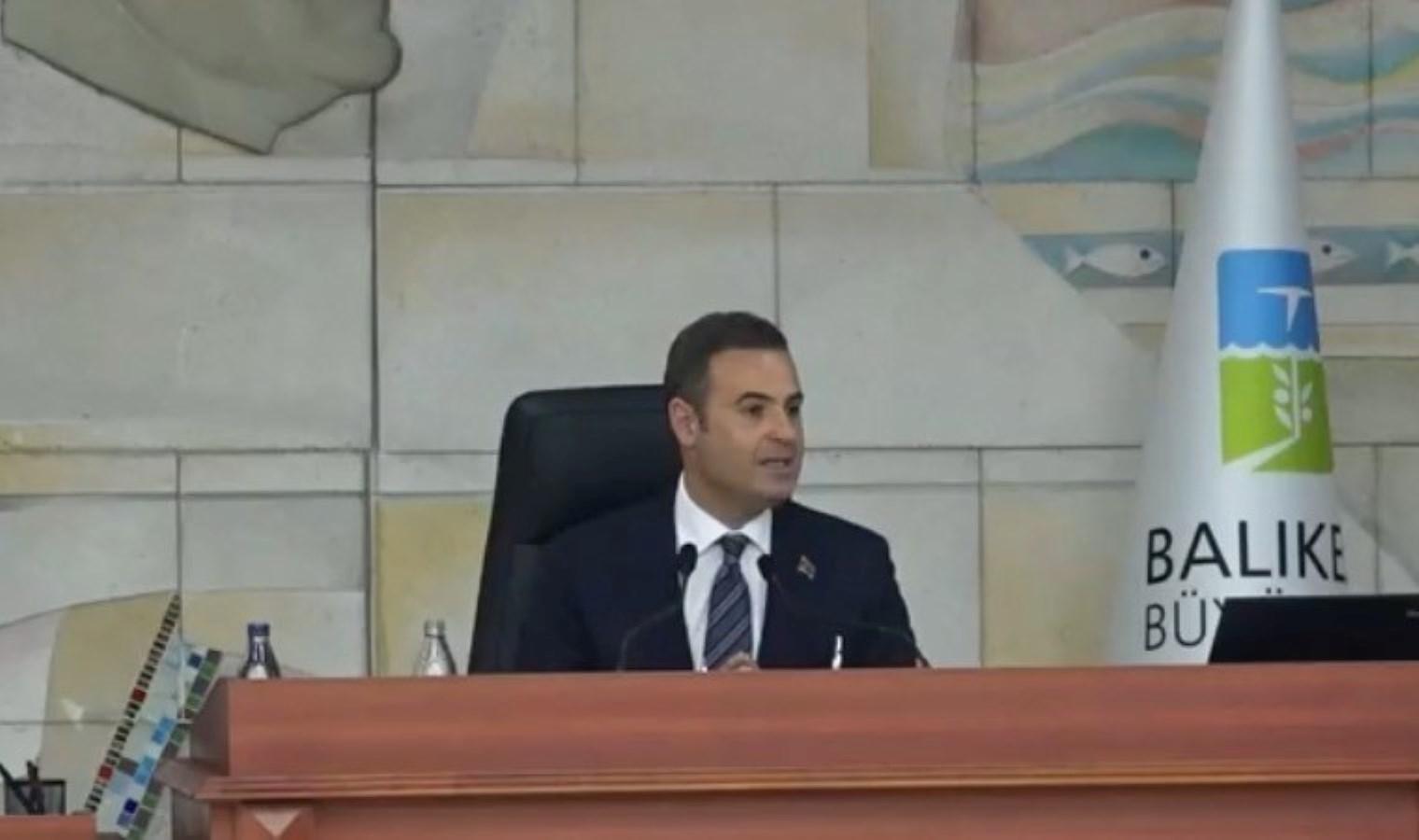 balikesir-buyuksehir-belediye-baskani-ahmet-akina-yanit-E2u885m4.jpg