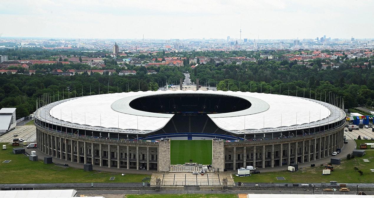 berlin-olimpiyat-stadi-ve-tarihi-tXFDllwR.jpg
