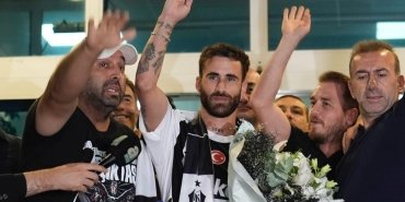 besiktasin-yeni-transferi-rafa-silva-GKHAqIpB.jpg