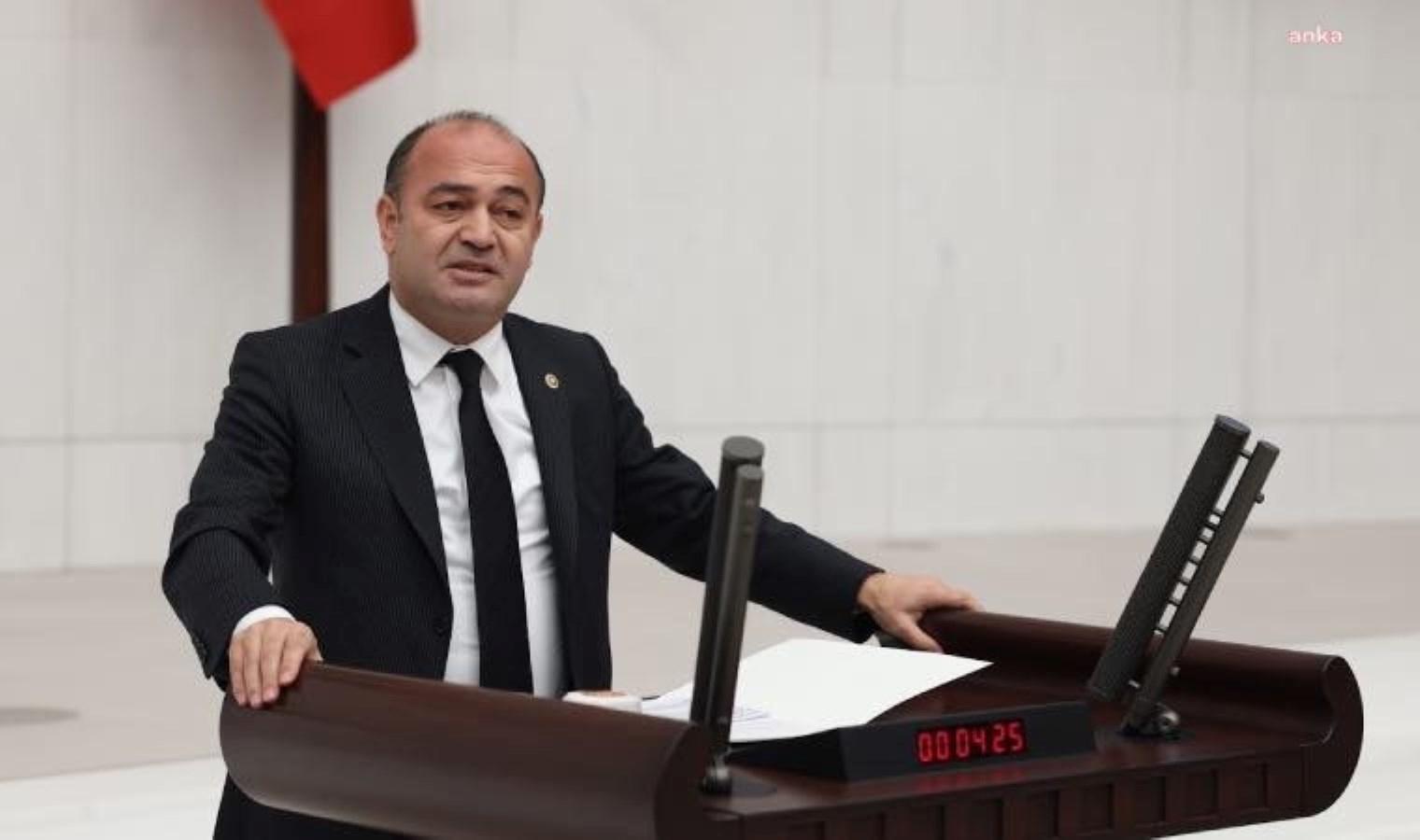 chp-genel-baskan-yardimcisi-ozgur-karabattan-elestiri-l7Wfd2UU.jpg