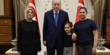 cumhurbaskani-erdogan-ayse-atesi-kabul-etti-wSjWHezc.jpg