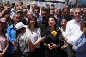 dem-parti-es-genel-baskanlarindan-taziye-ziyareti-T22wjk47.jpg