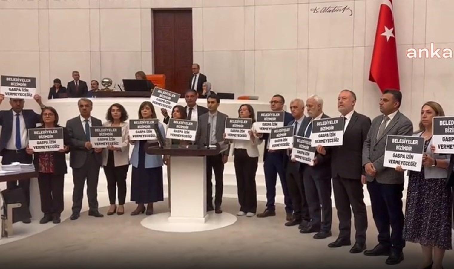 dem-partinin-grup-onerisi-hak-ihlalleri-arastirilsin-5LlX8M3V.jpg