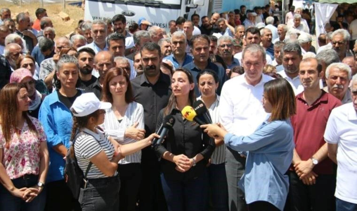 dem-partisi-yangin-bolgesi-incelemesi-2WAiIi8j.jpg
