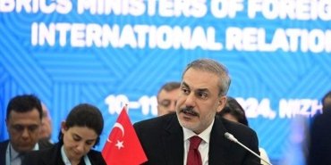 disisleri-bakani-hakan-fidanin-brics-ile-ilgili-aciklamalari-b8ZiFfhN.jpg