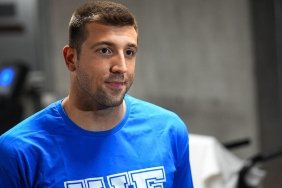 emre-sakci-istiklal-marsini-okumanin-gururu-G2a9jBfz.jpg