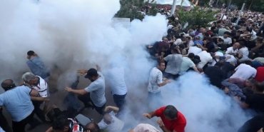 ermenistan-basbakani-pasinyana-karsi-protestolar-ve-catismalar-7Ul5mtHx.jpg