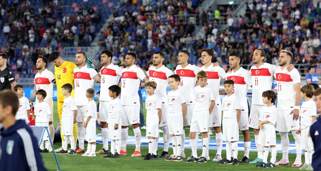 euro-2024-heyecani-ve-degerli-futbolcular-4SFMy6fu.jpg