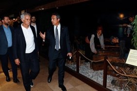 fenerbahcede-jose-mourinho-donemi-resmen-basladi-C2D2tJTX.jpg