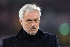 fenerbahcede-jose-mourinho-surprizi-tarihi-bir-adim-JhWxEhBw.jpg