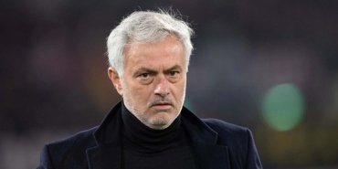 fenerbahcede-jose-mourinho-surprizi-tarihi-bir-adim-JhWxEhBw.jpg
