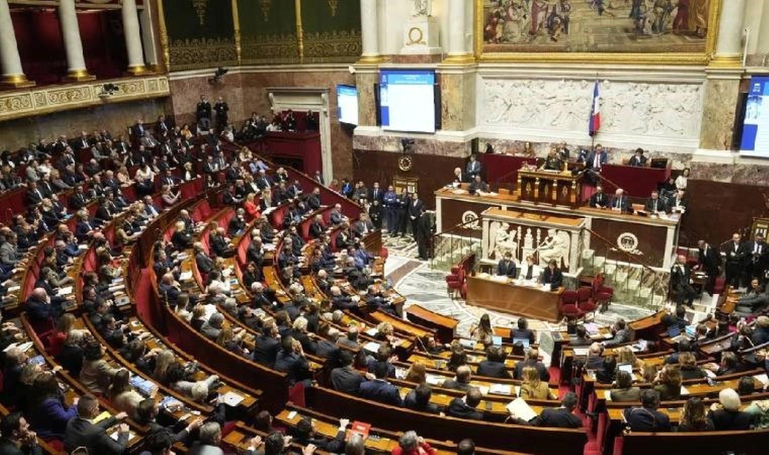 fransada-asiri-sagin-yukselisi-ve-frexit-ihtimali-xIhsXVYy.jpg