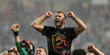 galatasaray-teknik-direktoru-okan-buruktan-onemli-aciklamalar-szIAbm3u.jpg