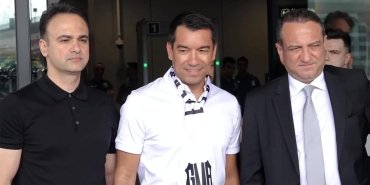 giovanni-van-bronckhorst-istanbula-geldi-gXsbGeKE.jpg