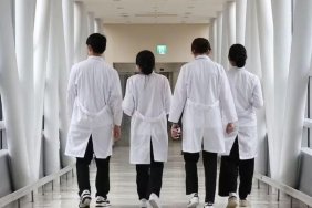 guney-koredeki-kidemli-doktorlar-suresiz-greve-gitti-gIvd3Hsk.jpg