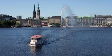 hamburg-avrupanin-ticaret-merkezi-tm5wADU4.jpg