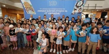 is-bankasindan-cocuklara-kitap-hediyesi-tO3yEAda.jpg