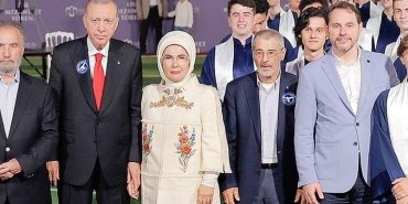 istanbul-nun-okullarinda-gerceklesen-mezuniyet-toreni-1yGGbQi7.jpg