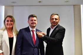 iyi-parti-uyelerinden-toplu-chpye-gecis-4tX2QeZI.jpg