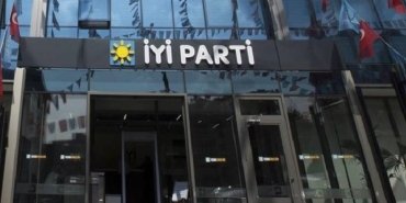 iyi-partide-yasanan-gelismeler-3TgMbzhD.jpg