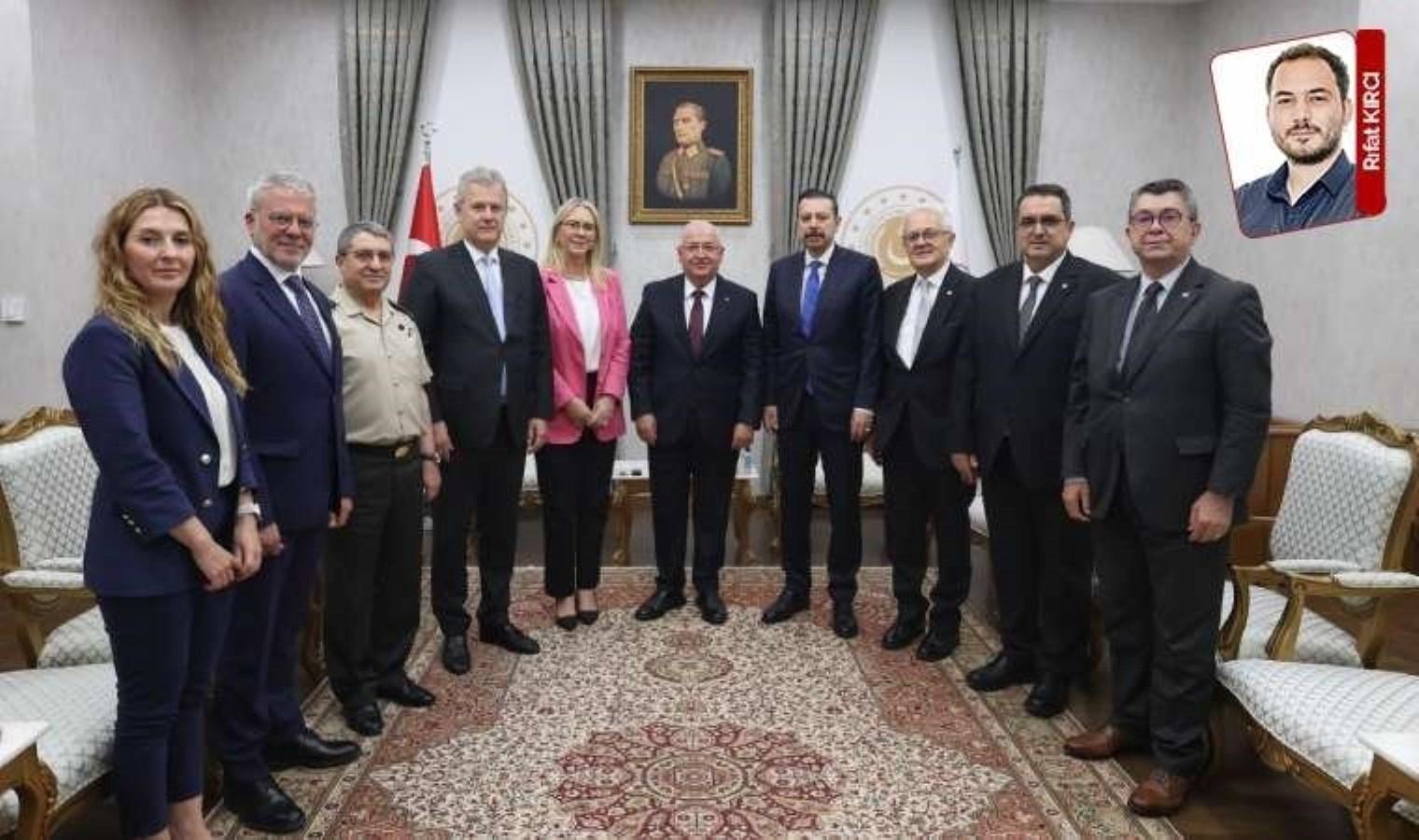 izmir-ticaret-odasi-cemal-gursel-kislasini-devralacak-OT3uCltH.jpg