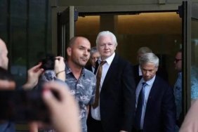 julian-assange-ozgurlugune-kavustu-Ycz8rcwj.jpg