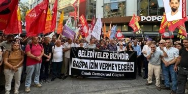 kayyum-atamalarina-karsi-protesto-ve-elestiri-JqqJFLeZ.jpg