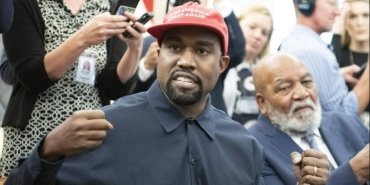kim-kardashianin-eski-asistani-kanye-westi-dava-etti-wSFZ4Fpw.jpg