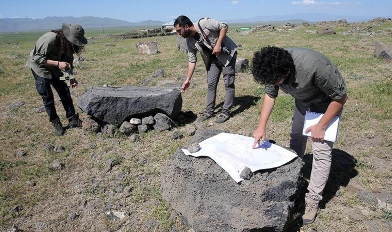 malazgirt-savas-alaninin-arkeolojik-arastirmasi-devam-ediyor-KXImOPgs.jpg
