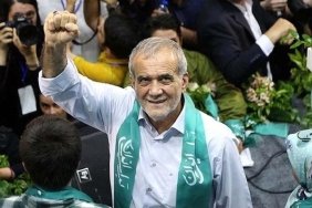 mesut-pezeskiyan-hayati-ve-siyasi-kariyeri-eFKS6bYb.jpg