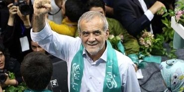 mesut-pezeskiyan-hayati-ve-siyasi-kariyeri-eFKS6bYb.jpg