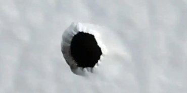 nasanin-marsta-kesfettigi-gizemli-delik-jjy7wt6W.jpg