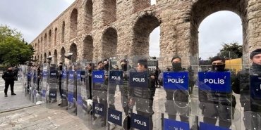 ogrenci-tutuklularin-durumu-ve-anayasa-mahkemesi-kararina-ragmen-engellenen-1-mayis-kutlamalari-lb6VNiw8.jpg