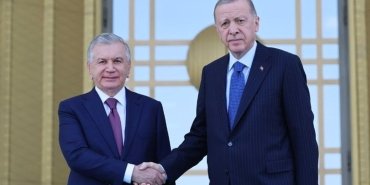 ozbekistan-ile-turkiye-arasinda-imzalanan-anlasmalar-gbYTbAYJ.jpg