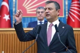 ozgur-ozelden-gorusme-aciklamasi-ve-siyasi-gelismeler-r9YUbAD7.jpg