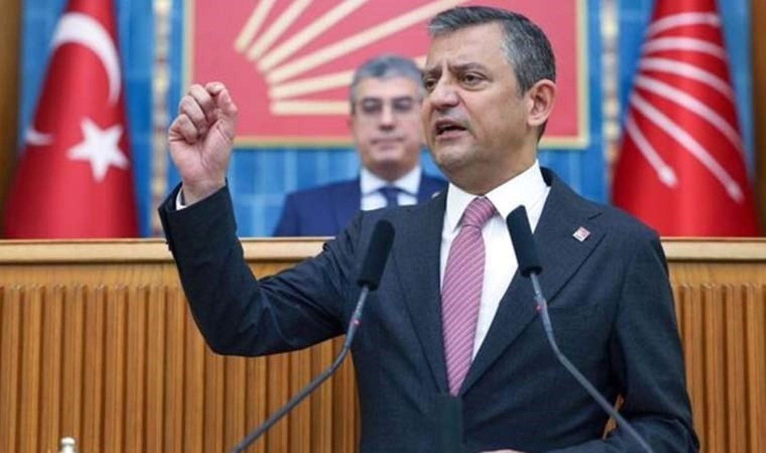 ozgur-ozelden-gorusme-aciklamasi-ve-siyasi-gelismeler-r9YUbAD7.jpg