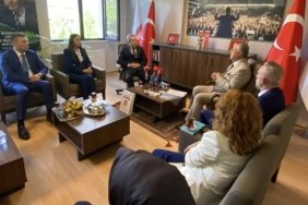 parti-temsilcileri-arasindaki-bayram-ziyaretleri-TQ8Psdfy.jpg