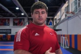 riza-kayaalp-paris-2024-yolculugu-akqHYB84.jpg