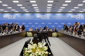 rusya-disisleri-bakanligindan-brics-oturumu-aciklamasi-DXQWykPN.jpg