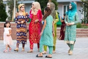 tacikistan-cumhurbaskani-imamali-rahmanin-yabanci-kulture-yonelik-kiyafet-yasaklari-apNhS7uU.jpg