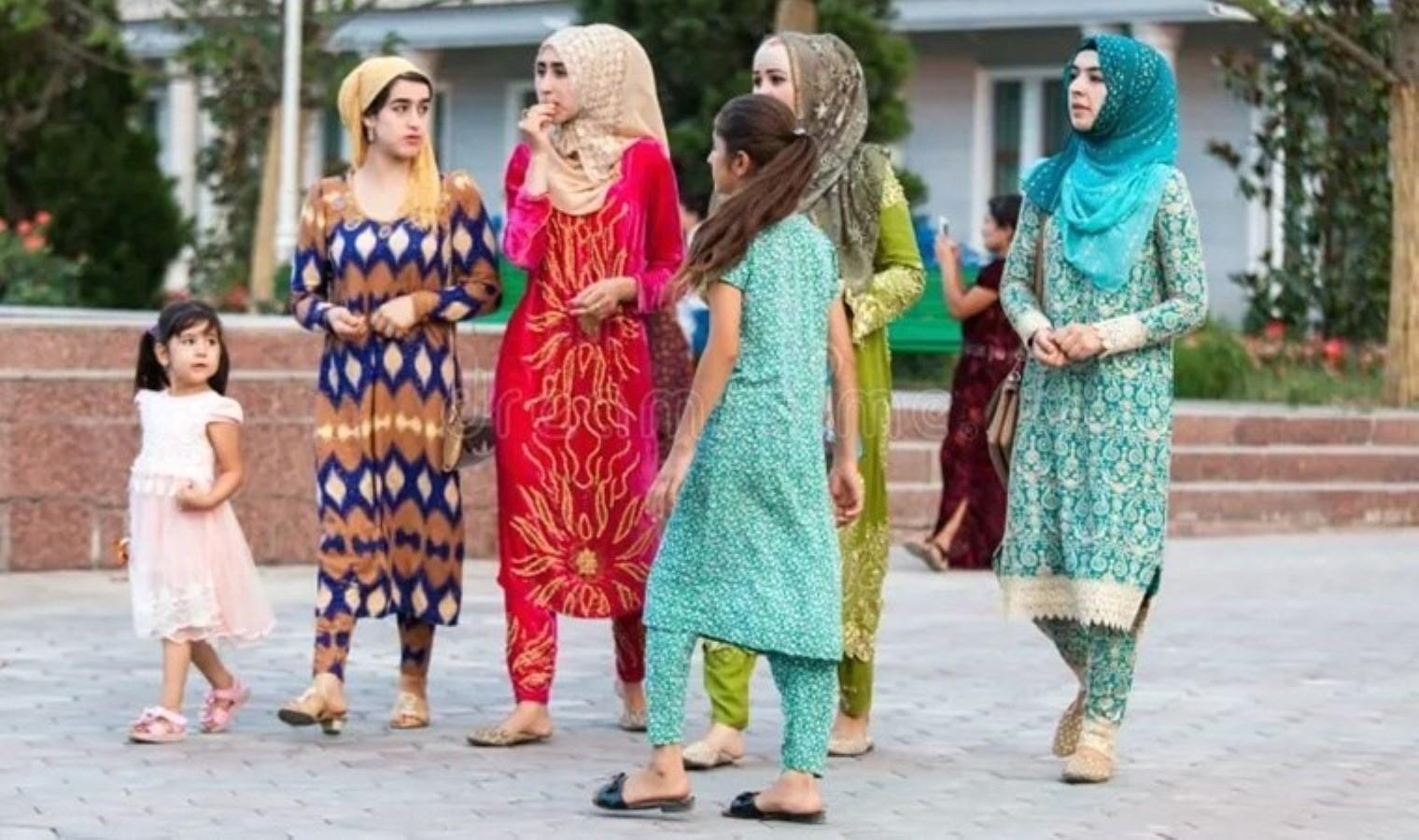 tacikistan-cumhurbaskani-imamali-rahmanin-yabanci-kulture-yonelik-kiyafet-yasaklari-apNhS7uU.jpg