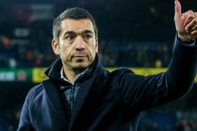 teknik-direktor-giovanni-van-bronckhorst-besiktasta-E9ejYbFn.jpg