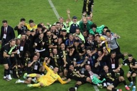 tff-2-lig-play-off-finalinde-alagoz-holding-igdir-fk-trendyol-1-lige-yukseldi-iWOzIhDn.jpg