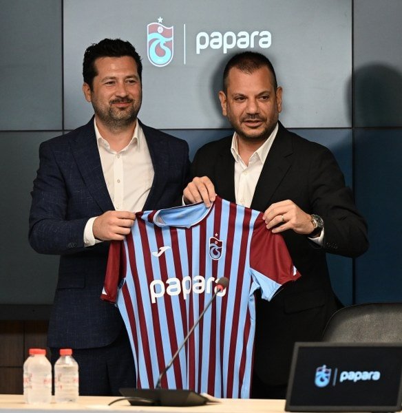Trabzonspor Kulübü'nün Yeni Forma ve Sponsorluk Anlaşması