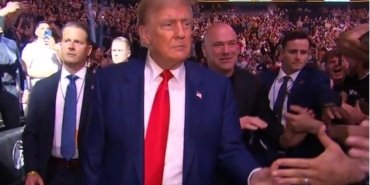 trump-ufc-karsilasmasinda-6BnBknpR.jpg