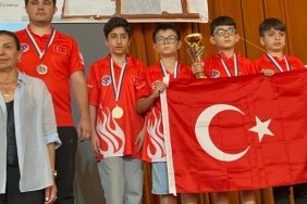 turk-satranc-millileri-avrupa-genc-takimlar-sampiyonasindan-zaferle-dondu-Btfc8ypI.jpg